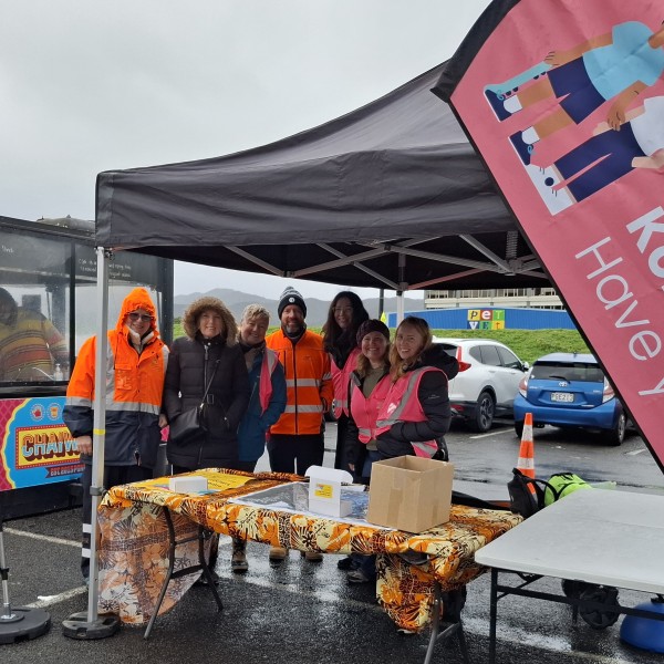 Riverbank market pop up